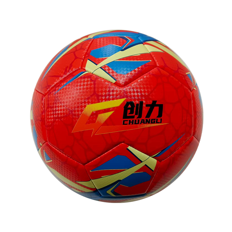 How does the design of a PVC2.7 straw leather football reduce the risk of sports injuries?